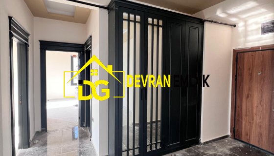 MEZİTLİ 75.YIL MAH. 2.5+1 SATILIK DAİRE